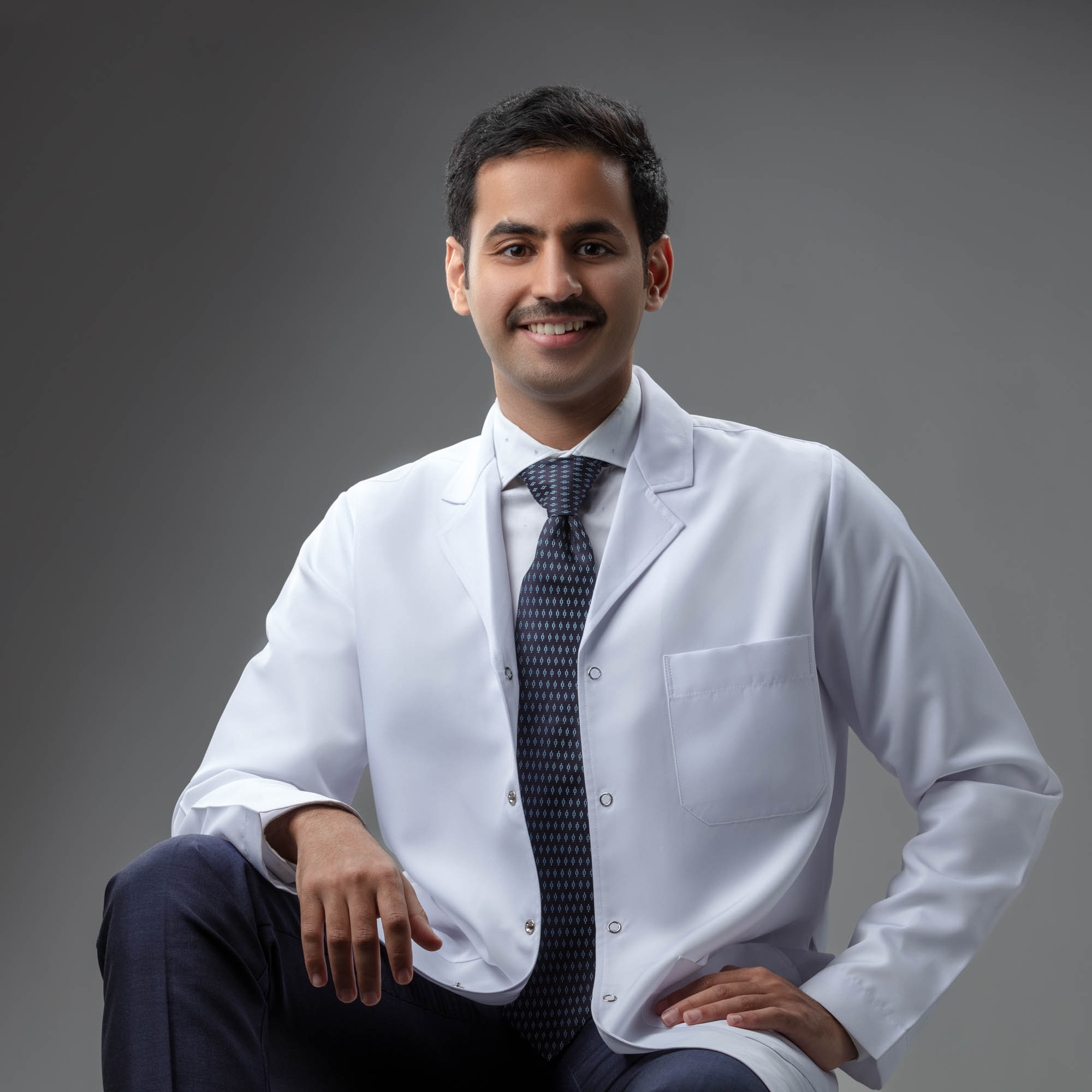 تصوير الخريجين في الاستوديو - Image 3